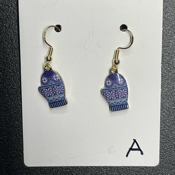 MITTEN EARRINGS - 14k gold-plated 925 sterling silver hooks - Picture 2 of 8